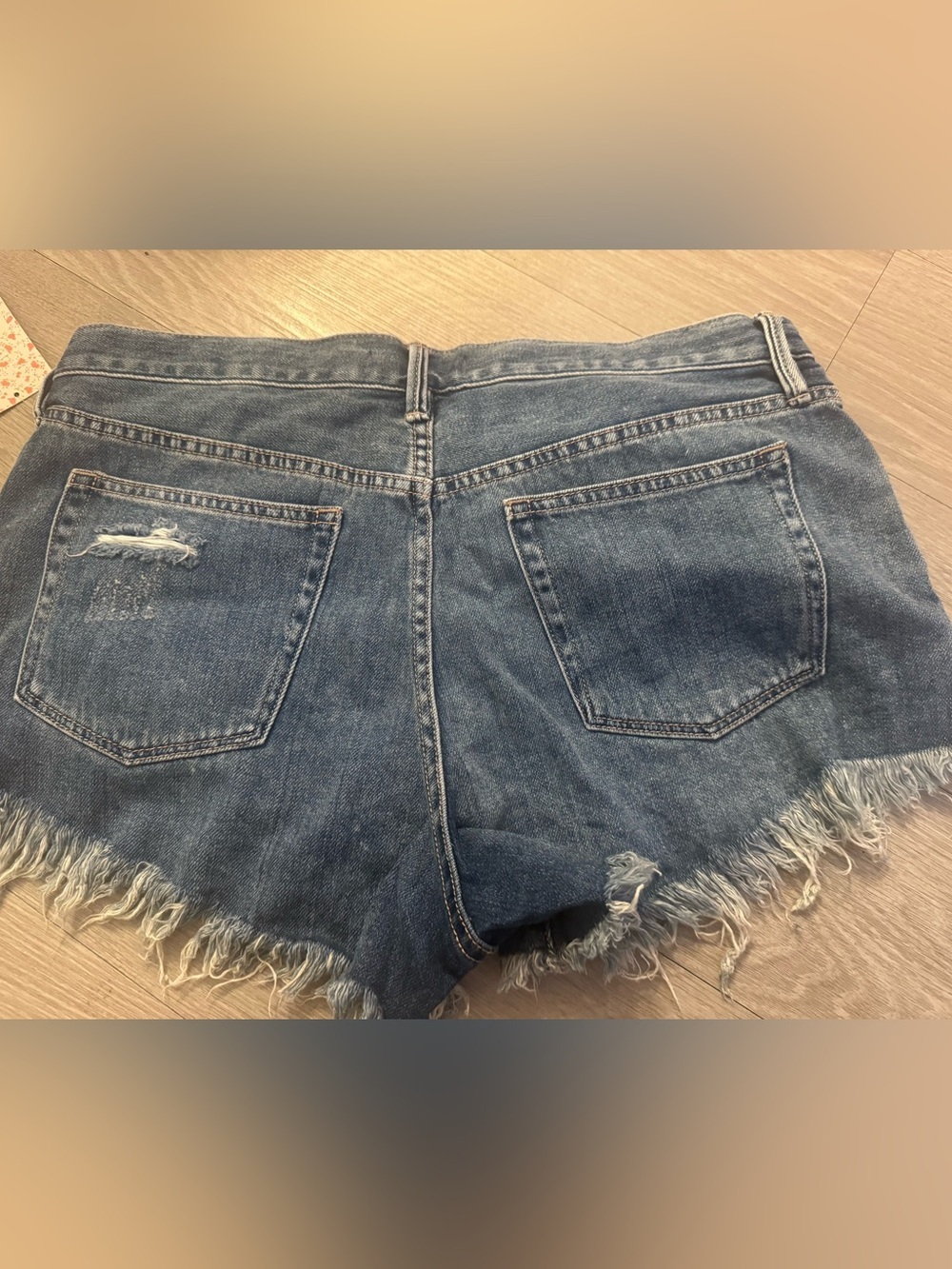 Free people Jean shorts - Picture 2 of 4